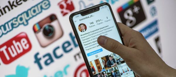 Официальная страница Сооронбая Жээнбекова в Instagram Официальная страница Сооронбая Жээнбекова в Instagram - Sputnik Кыргызстан