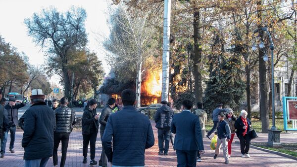 Взрыв фастфуда Антошка в центре Бишкеке - Sputnik Кыргызстан