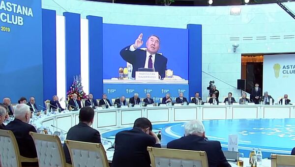 На заседании с Назарбаевым раздался жуткий грохот. Он успокоил гостей — видео - Sputnik Кыргызстан