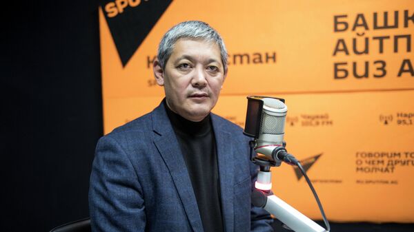 Член первичной организации Кыргызского общества слепых и глухих Бахтияр Мамбетказиев - Sputnik Кыргызстан