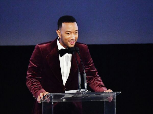 Назван самый сексуальный мужчина 2019 года по версии People - Sputnik Кыргызстан