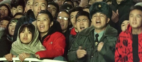Какие впечатления получили фанаты от матча Кыргызстан — Япония. Видео - Sputnik Кыргызстан