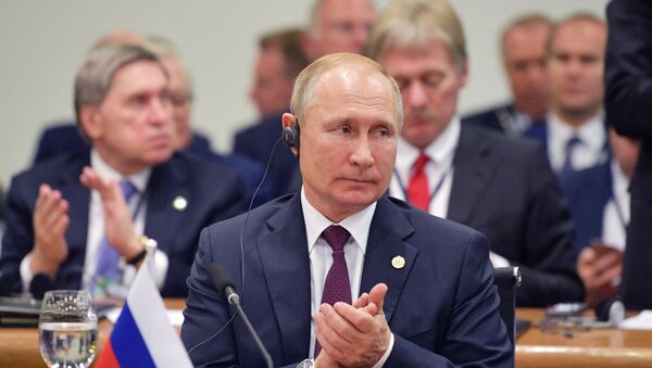 Президент РФ В. Путин на саммите БРИКС в Бразилии - Sputnik Кыргызстан