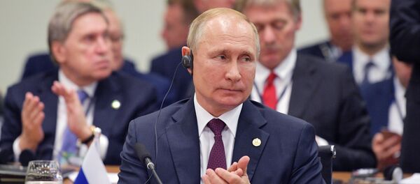 Президент РФ В. Путин на саммите БРИКС в Бразилии - Sputnik Кыргызстан