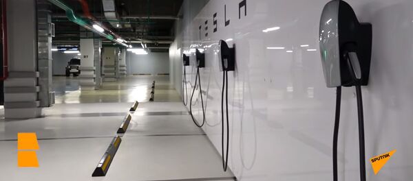В Нур-Султане появились сверхбыстрые зарядные станции Tesla — видео В Нур-Султане появились сверхбыстрые зарядные станции Tesla — видео - Sputnik Кыргызстан