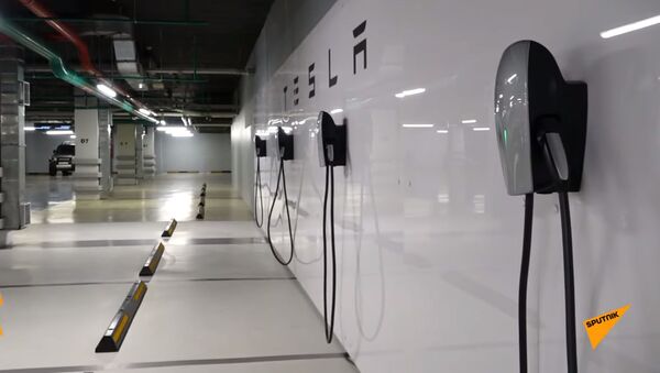 В Нур-Султане появились сверхбыстрые зарядные станции Tesla — видео - Sputnik Кыргызстан