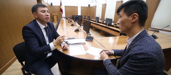 Как из-за чиновников Кыргызстан оштрафовали на 772 млн сомов. Видео - Sputnik Кыргызстан