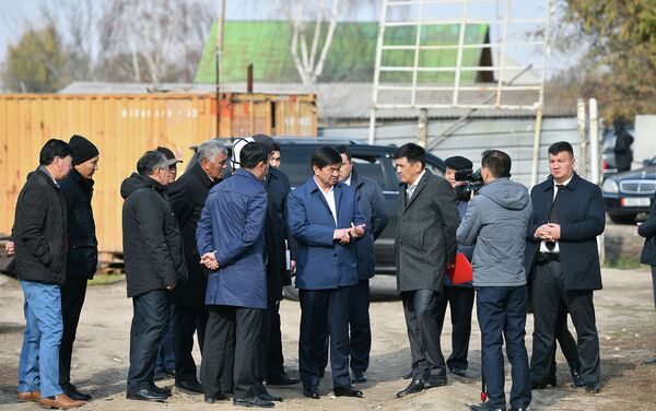 Абылгазиев ознакомился с ходом строительства школ в Чуйской области. - Sputnik Кыргызстан