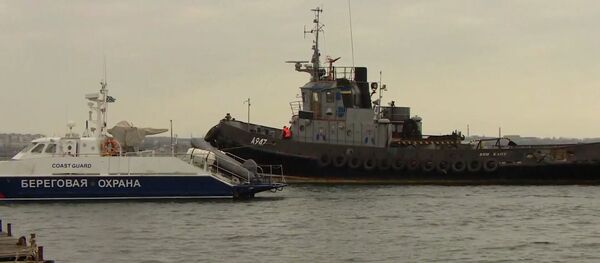 Россия вернула Украине военные корабли, задержанные за провокацию — видео - Sputnik Кыргызстан