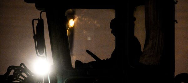 Трактор. Архивное фото - Sputnik Кыргызстан