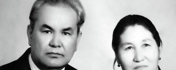 Народный писатель КР Жунай Мавлянов Народный писатель КР Жунай Мавлянов - Sputnik Кыргызстан