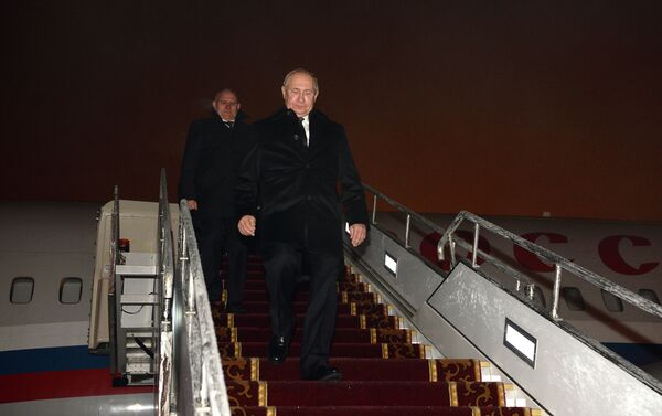 Президент России Владимир Путин прибыл в Кыргызстан - Sputnik Кыргызстан