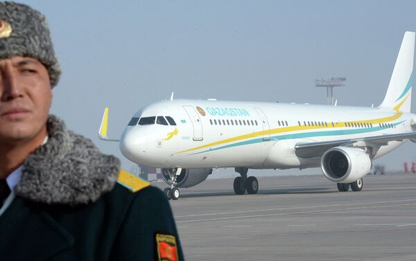 Президент Казахстана Касым-Жомарт Токаев приземлился на Airbus A321-211(CJ) раньше всех в рамках своего государственного визита - Sputnik Кыргызстан