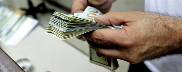 Курс доллара в Бейруте Курс доллара в Бейруте - Sputnik Кыргызстан