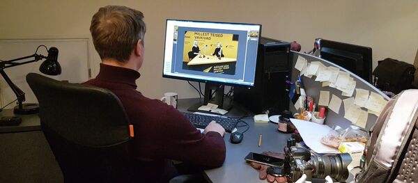 Балтика мамлекеттери аларга жакпаган журналисттер менен кантип күрөшүүдө. Видео - Sputnik Кыргызстан