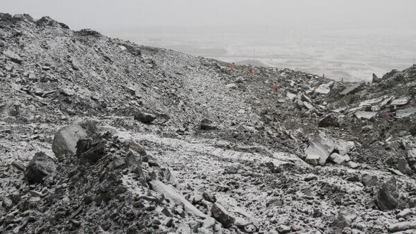 Поиски двух пропавших сотрудников Кумтор Голд Компани на территории золоторудного месторождения - Sputnik Кыргызстан