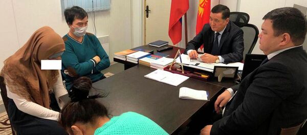 Министерства внутренних дел Кыргызстана и России нашли девушку, записавшую голосовое сообщение с просьбой о помощи - Sputnik Кыргызстан