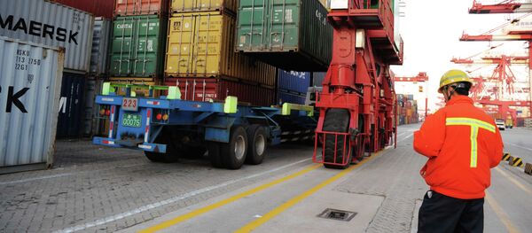 Порт Циндао в провинции Шаньдун - Sputnik Кыргызстан