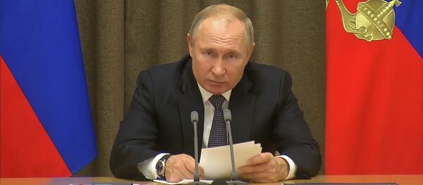 США милитаризирует космос, но Россия против. Видео речи Путина - Sputnik Кыргызстан