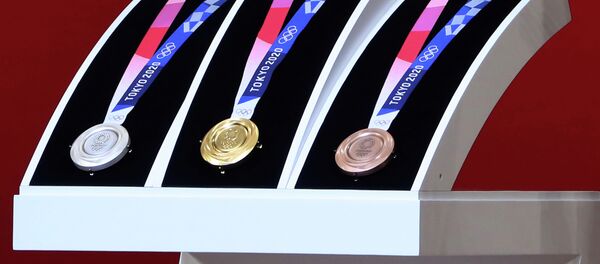 2020-жылы Японияда өтө турчу Олимпиада оюндарынын медалдары. Архив 2020-жылы Японияда өтө турчу Олимпиада оюндарынын медалдары. Архив - Sputnik Кыргызстан