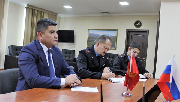 В Госслужбе по борьбе с экономическими преступлениями Кыргызстана состоялась встреча с представителями Министерства внутренних дел России - Sputnik Кыргызстан