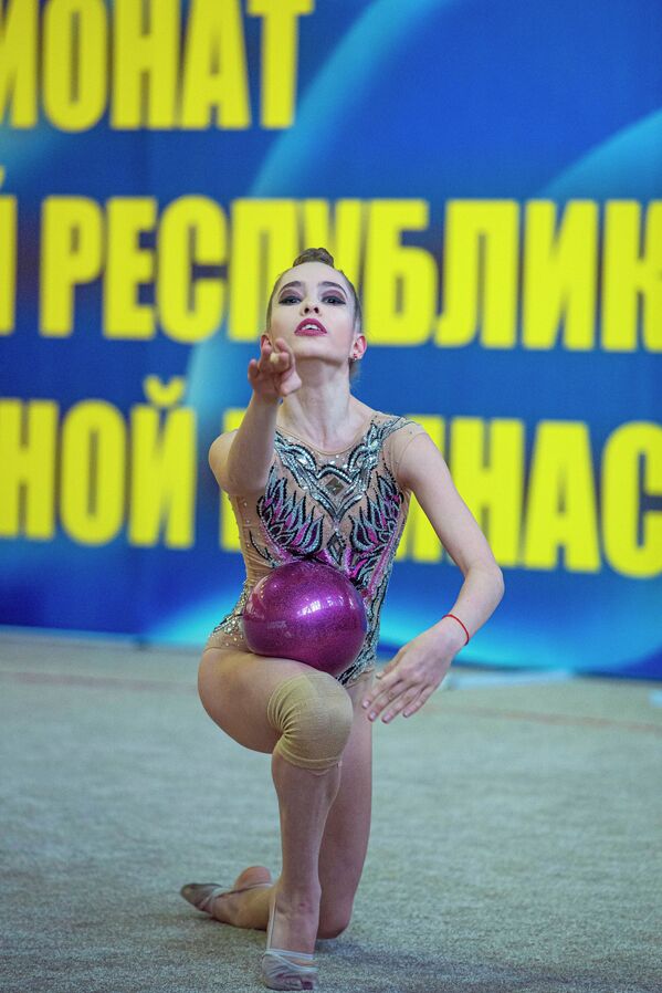 Чемпионат Кыргызстана по художественной гимнастике в Бишкеке - Sputnik Кыргызстан