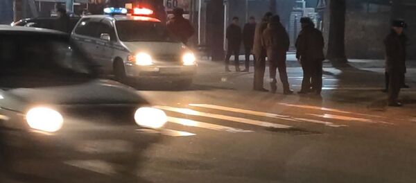 Атышуу болгон жердеги милиция кызматкерлери - Sputnik Кыргызстан