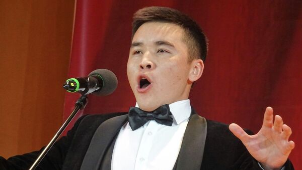 Кыргызстанец стал лауреатом музыкального конкурса Романсиада в Москве - Sputnik Кыргызстан