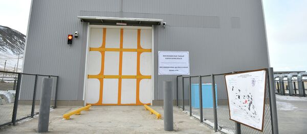 Церемония запуска инспекторско-досмотрового комплекса на контрольно-пропускном пункте Торугарт в Нарынской области - Sputnik Кыргызстан