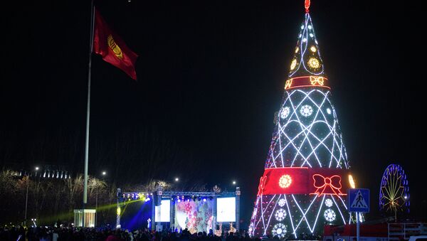 Бишкекте жаңы жылдык балаты. Архив - Sputnik Кыргызстан