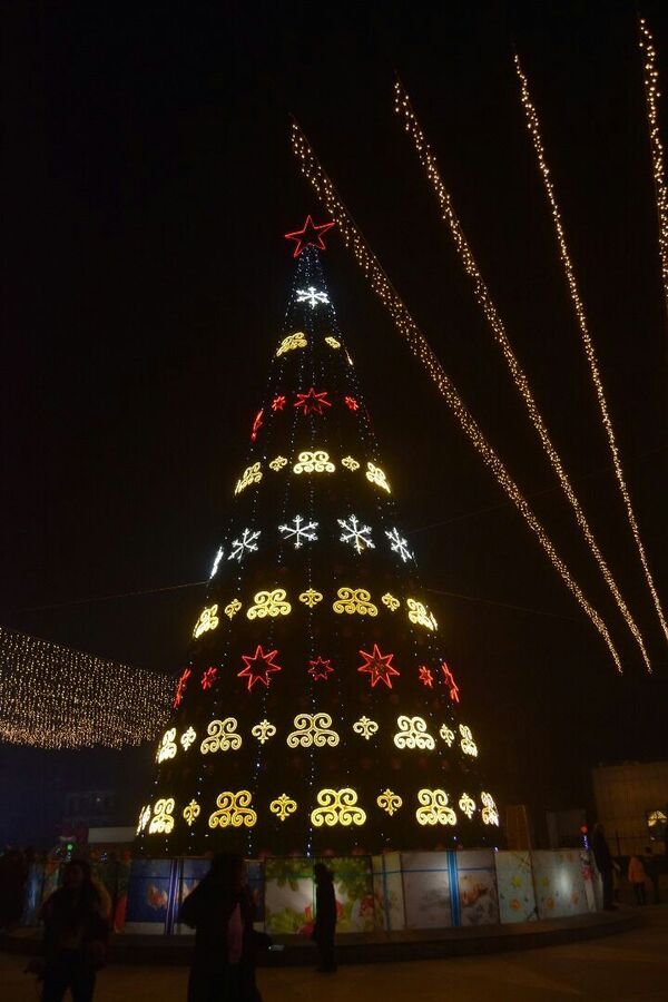 Жалал-Абад шаарында балатынын оту жанды. Сүрөт - Sputnik Кыргызстан