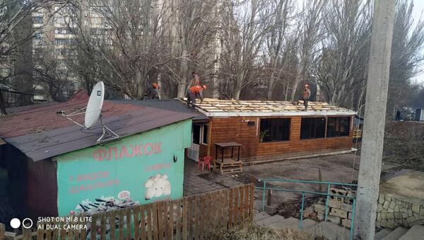 Демонтаж незаконно установленных объектов в Бишкеке - Sputnik Кыргызстан