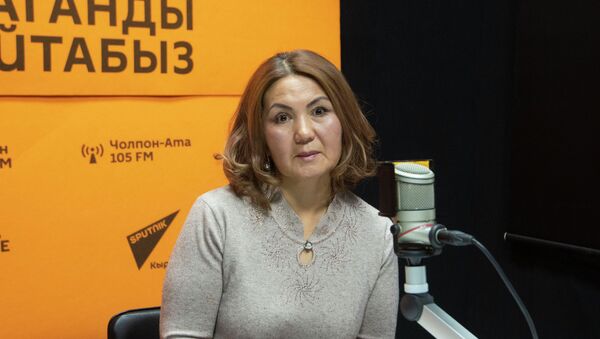 Член союза писателей, поэт Сагынбубу Беркиналиева - Sputnik Кыргызстан