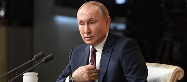 Ежегодная большая пресс-конференция президента РФ В. Путина - Sputnik Кыргызстан