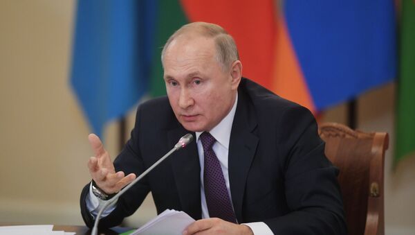 Рабочая поездка президента РФ В. Путина в Санкт-Петербург - Sputnik Кыргызстан