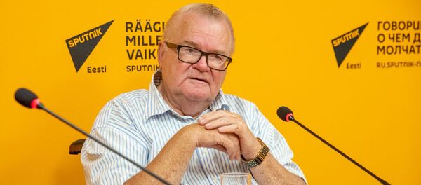 Эстониянын мурунку премьер-министри, Таллиндин экс-мэри Элгр Сависаар Эстониянын мурунку премьер-министри, Таллиндин экс-мэри Элгр Сависаар - Sputnik Кыргызстан