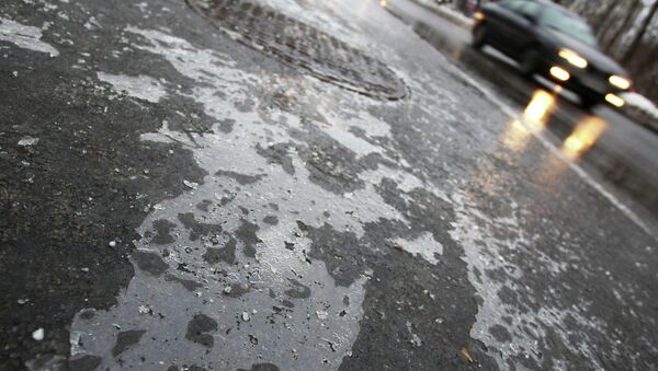 Последствия ледяного дождя в Москве - Sputnik Кыргызстан