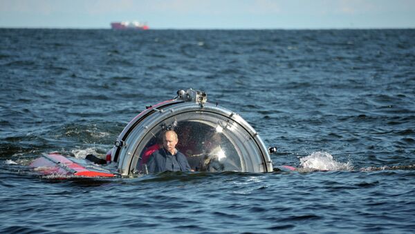 В.Путин посетил остров Гогланд в Финском заливе - Sputnik Кыргызстан