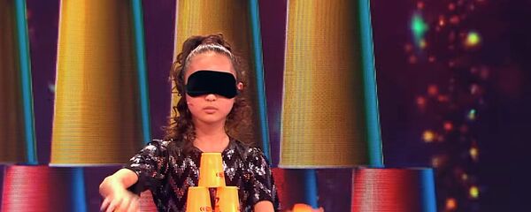 Юная кыргызстанка поразила зрителей на шоу Галкина Лучше всех. Видео Юная кыргызстанка поразила зрителей на шоу Галкина Лучше всех. Видео - Sputnik Кыргызстан