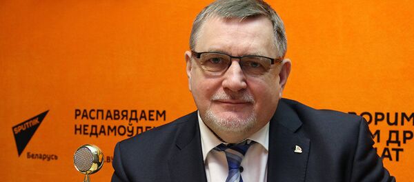 Председатель белорусского республиканского общественного объединения Белая Русь Геннадий Давыдько - Sputnik Кыргызстан