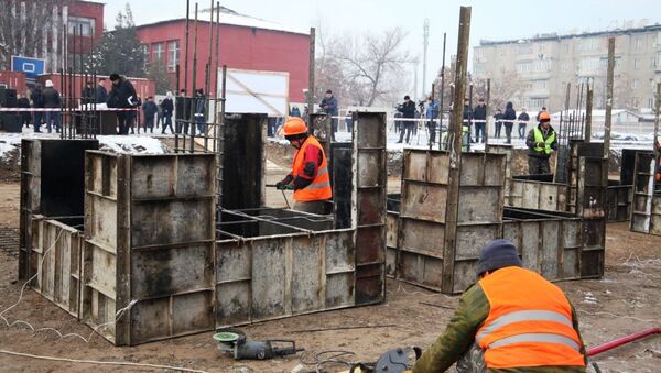 В Оше сегодня, 24 декабря, началось строительство учебного корпуса на 500 мест на средства Единого депозитного счета - Sputnik Кыргызстан