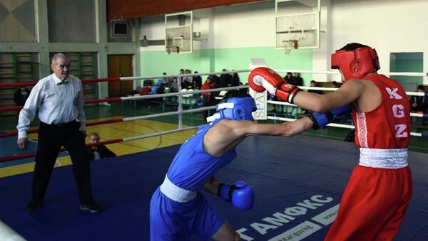 Бокс боюнча Кыргызстандын чемпионаттын катышуучулары. Архив - Sputnik Кыргызстан