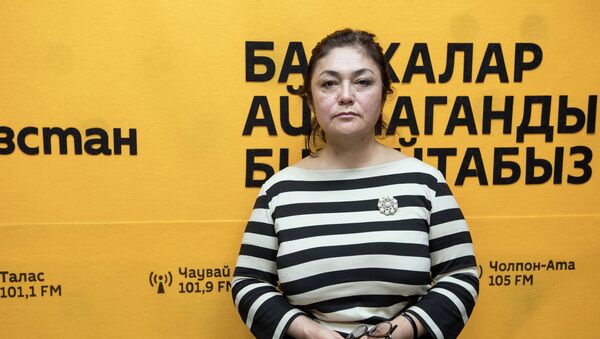 Координатор программы Восстановление семейных связей МКККиП Салтанат Абдыжапарова - Sputnik Кыргызстан