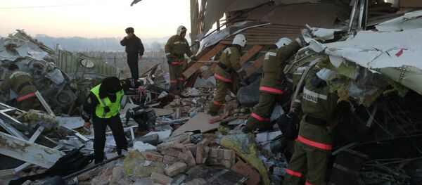 Авиакрушение пассажирского самолета в Алматы - Sputnik Кыргызстан