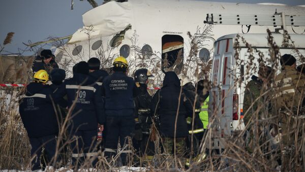 Авиакрушение пассажирского самолета под Алматой - Sputnik Кыргызстан