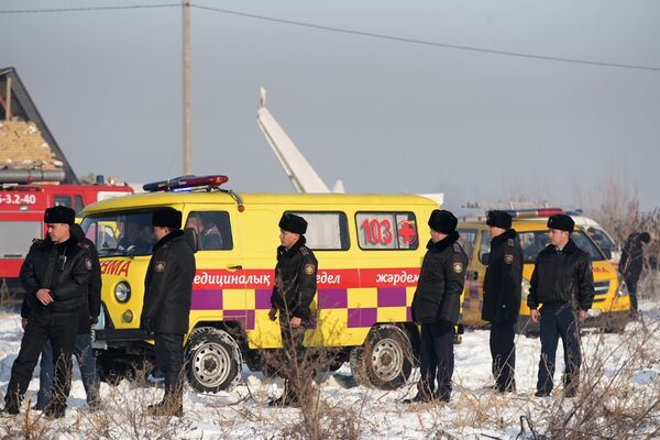 Крушение пассажирского самолета в Казахстане - Sputnik Кыргызстан