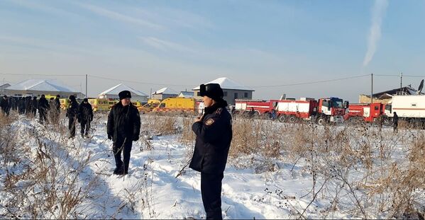 Крушение пассажирского самолета в Казахстане - Sputnik Кыргызстан