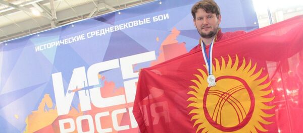 Капитан клуба по историческому средневековому бою, первый международный судья в Кыргызстане в этом направлении Богдан Сбитнев - Sputnik Кыргызстан