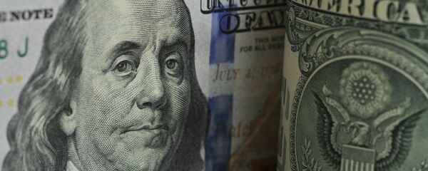 Фрагмент банкноты номиналом 100 долларов США. Архивное фото - Sputnik Кыргызстан