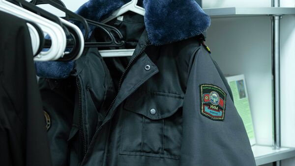 Верхняя одежда сотрудника милиции. Архивное фото - Sputnik Кыргызстан